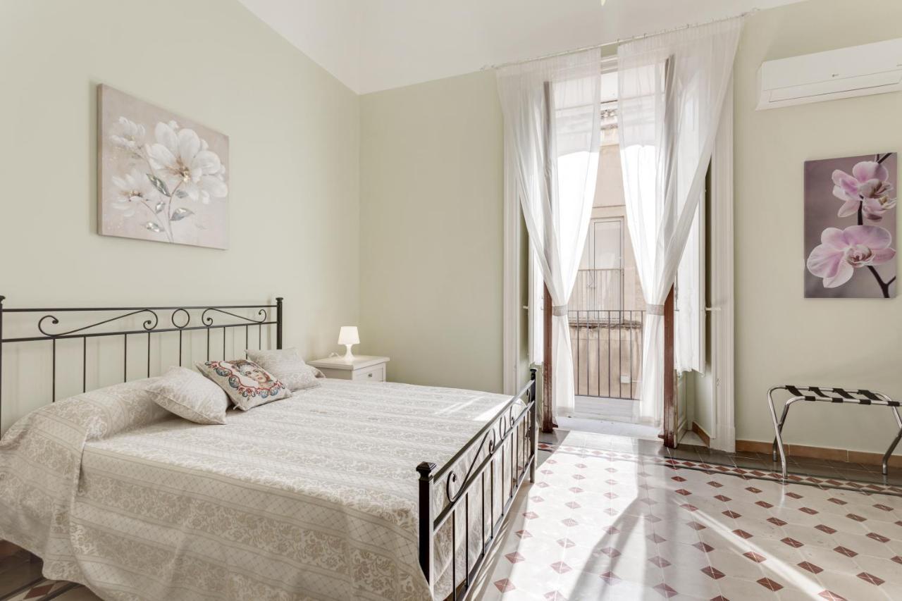 Catania Central Apartment With Terrace- Casa Mariella Extérieur photo